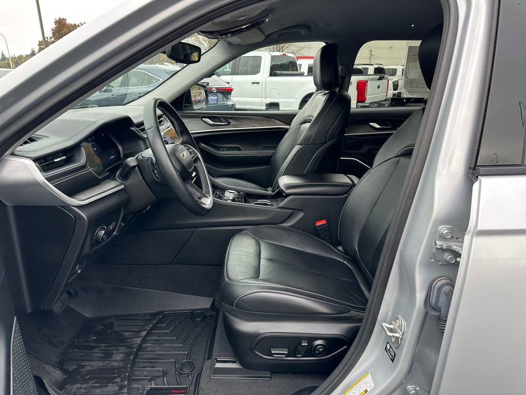 Used 2021 Jeep Grand Cherokee L Limited image 12