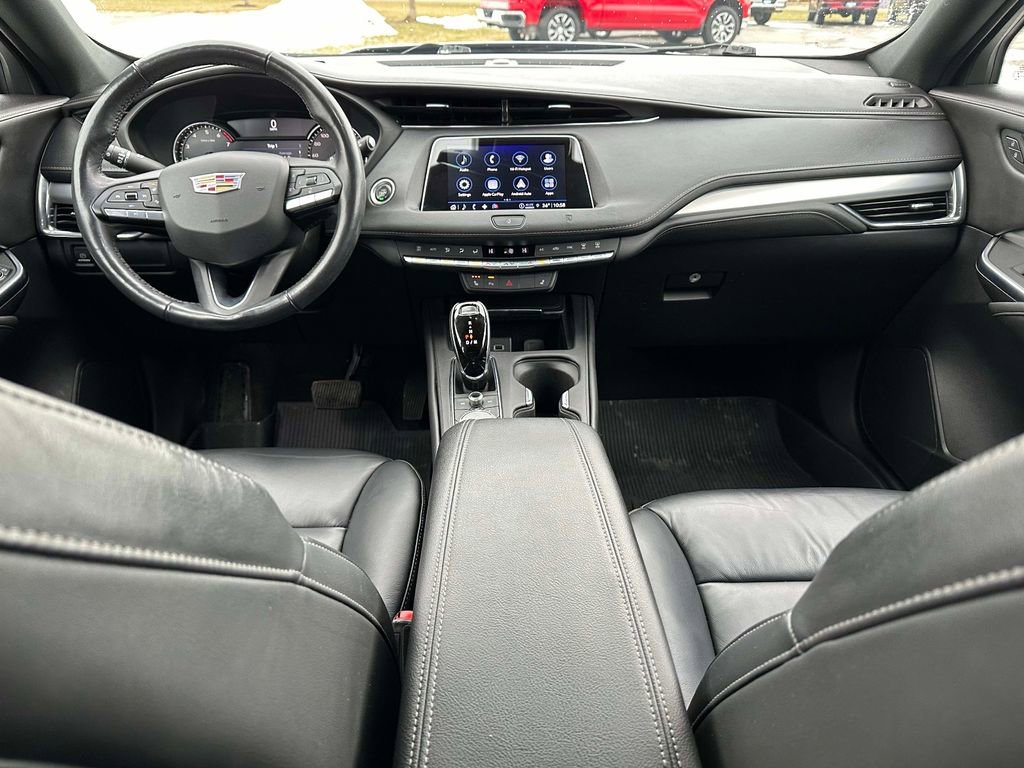Used 2021 Cadillac XT4 Premium Luxury w/ Cold Weather Package image 4