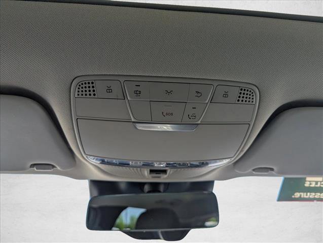 Used 2021 Mercedes-Benz GLC 300 4MATIC image 20