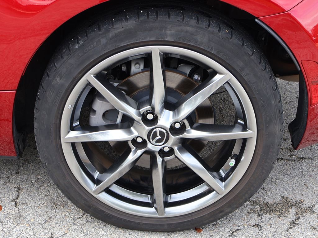 Used 2022 MAZDA MX-5 Miata RF Grand Touring RWD image 19