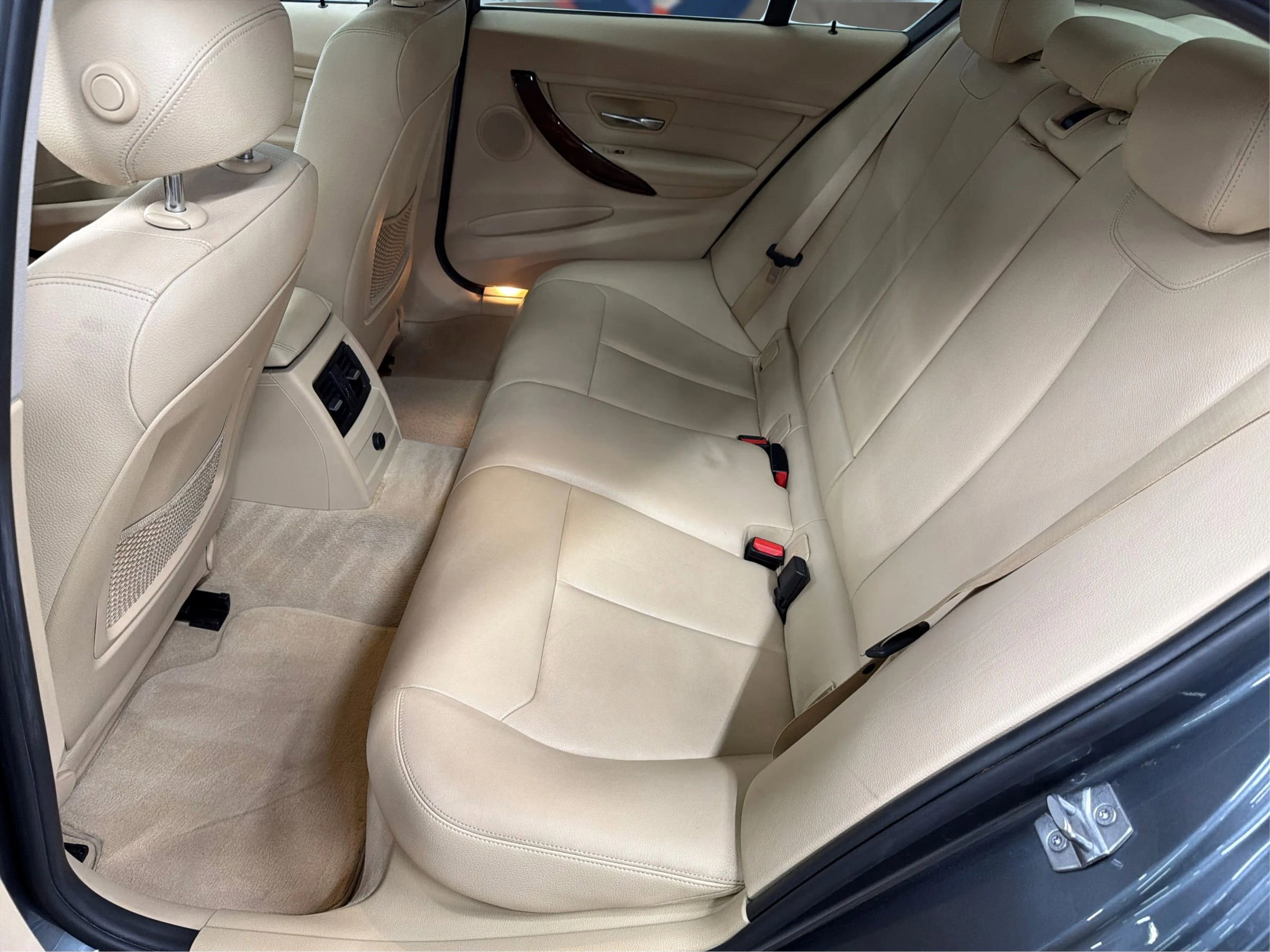 Used 2015 BMW 328i Sedan image 32