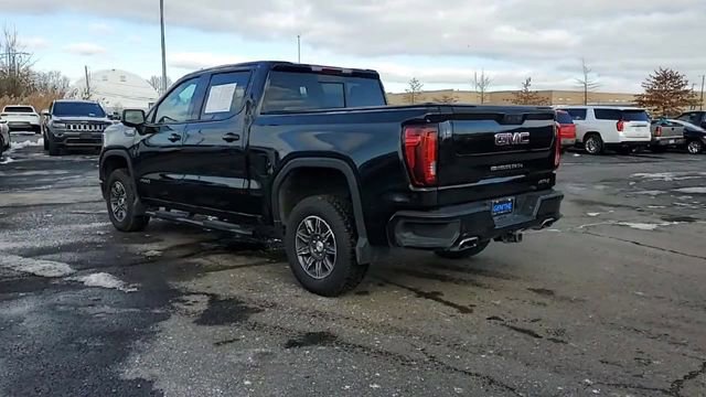 Used 2024 GMC Sierra 1500 AT4 w/ AT4 Preferred Package AWD/4WD image 4