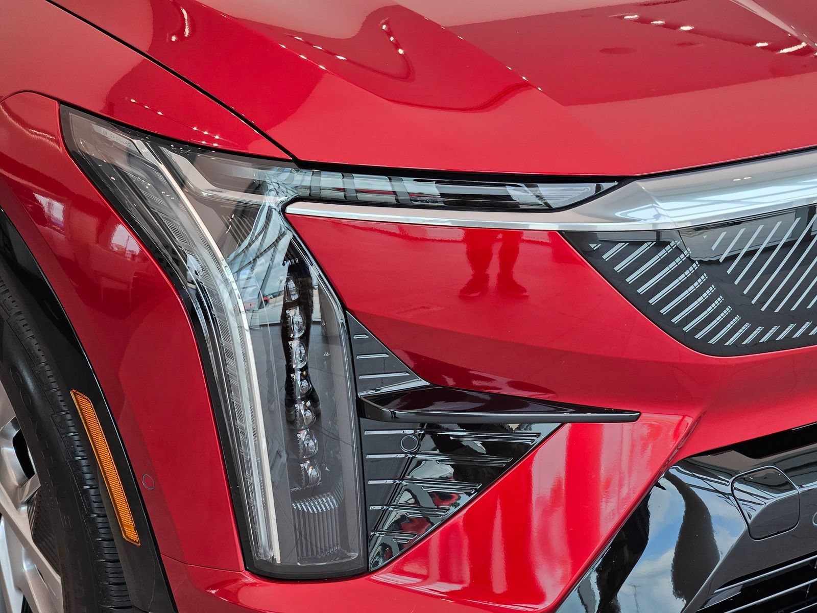 New 2026 Cadillac Optiq Luxury 1 AWD/4WD image 9