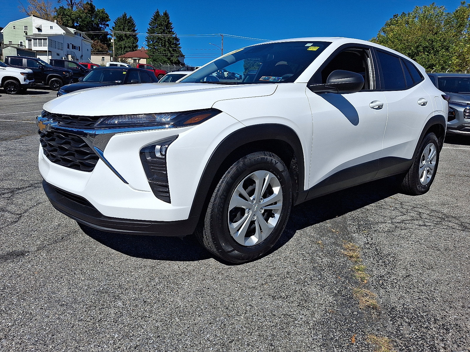 Used 2025 Chevrolet Trax LS