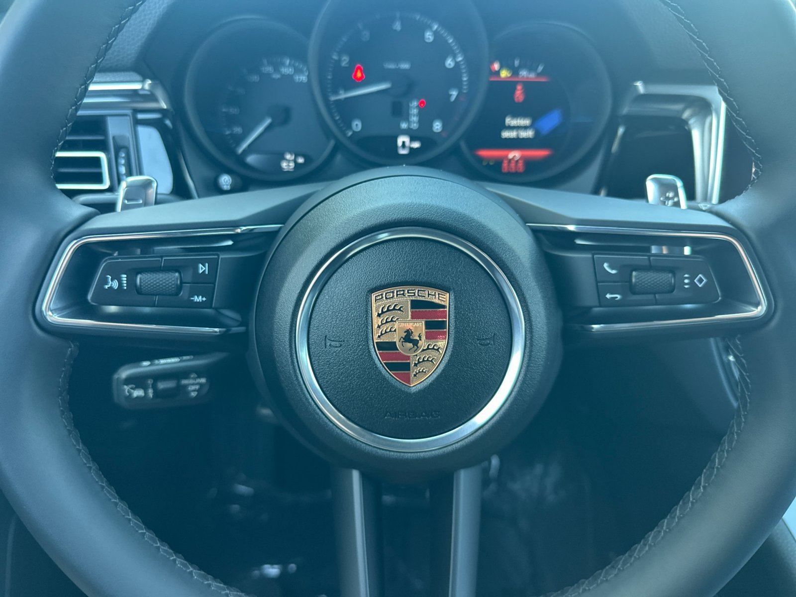 New 2026 Porsche Macan AWD/4WD image 15