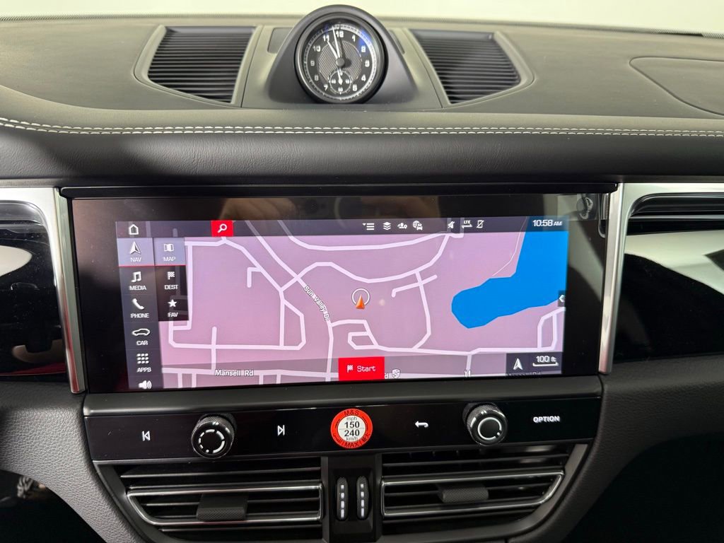 New 2025 Porsche Macan image 33