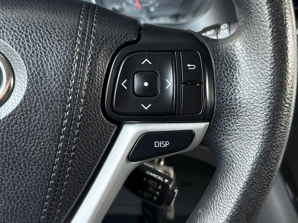 Used 2017 Toyota Sienna LE image 33