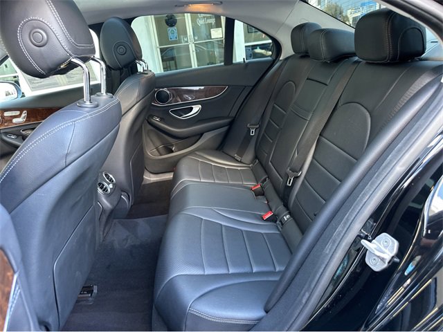 Used 2015 Mercedes-Benz C 300 4MATIC Sedan image 16