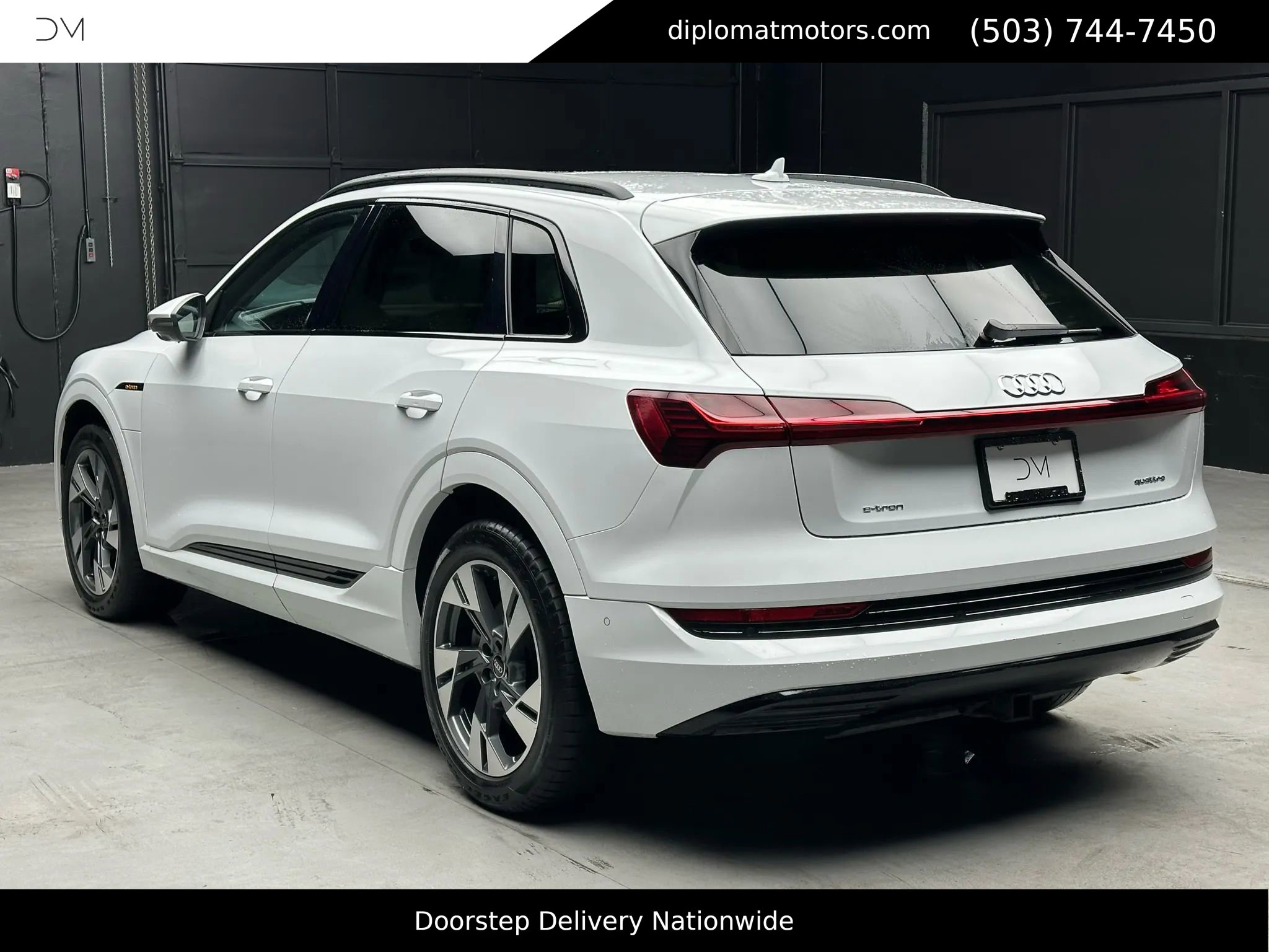 Used 2021 Audi e-tron Premium w/ Convenience Plus Package image 4