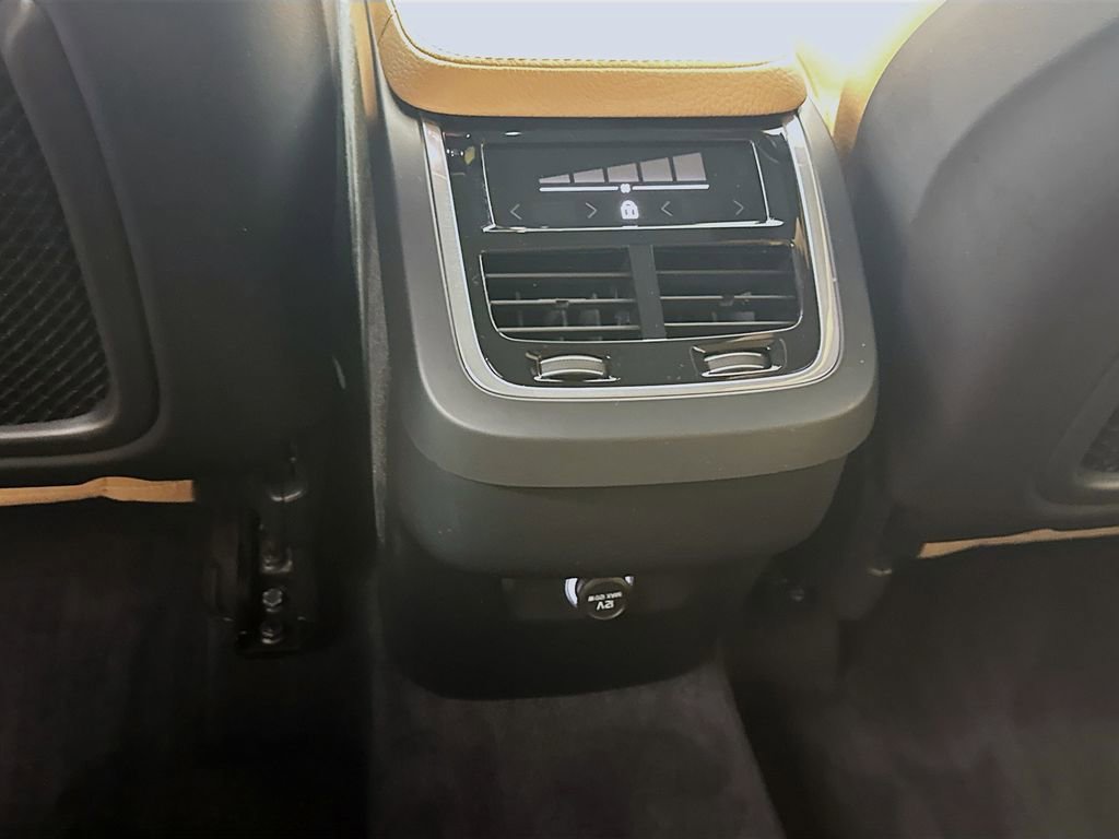 Used 2019 Volvo XC90 T6 Momentum w/ Advanced Package image 30