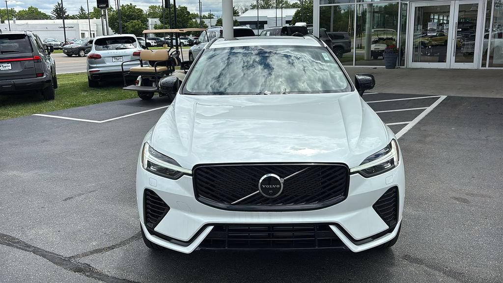 New 2026 Volvo XC60 T8 Ultra w/ Protection Package Premier AWD/4WD image 5