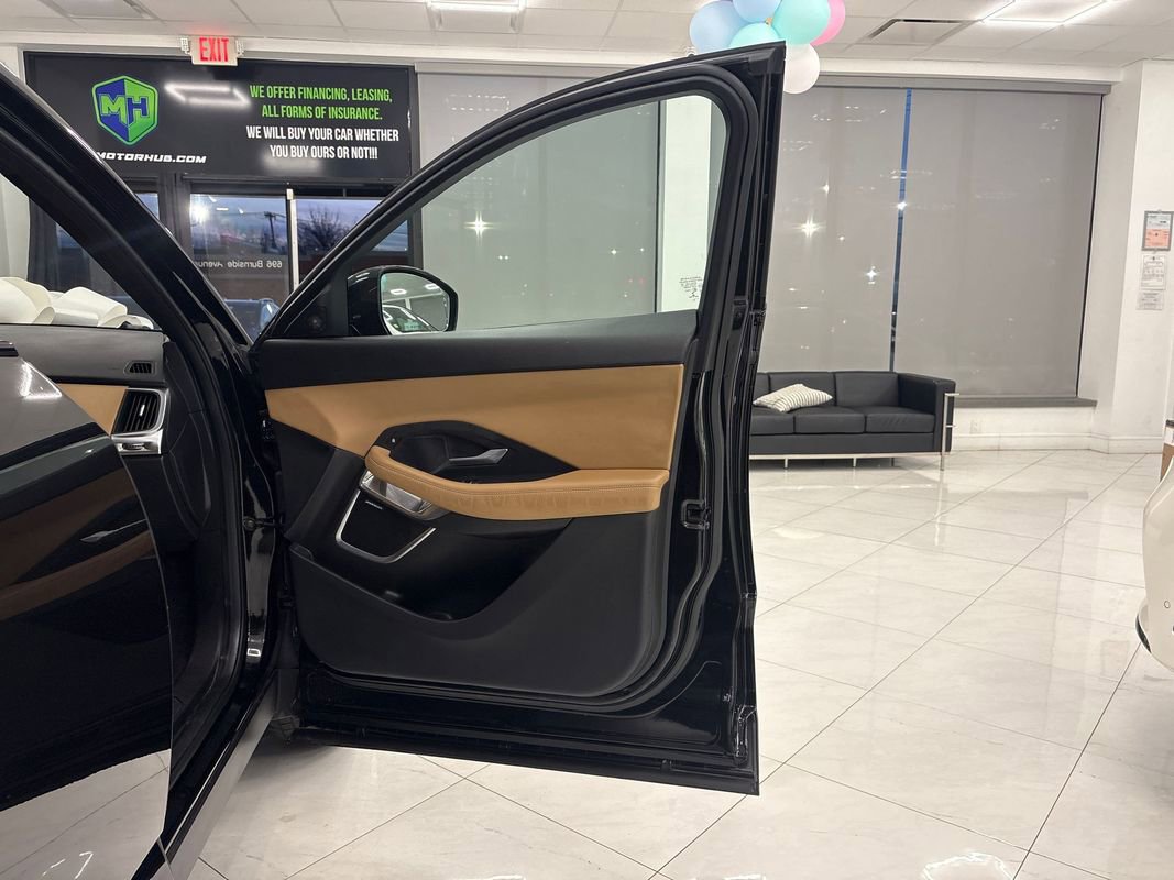 Used 2021 Jaguar E-PACE SE image 34