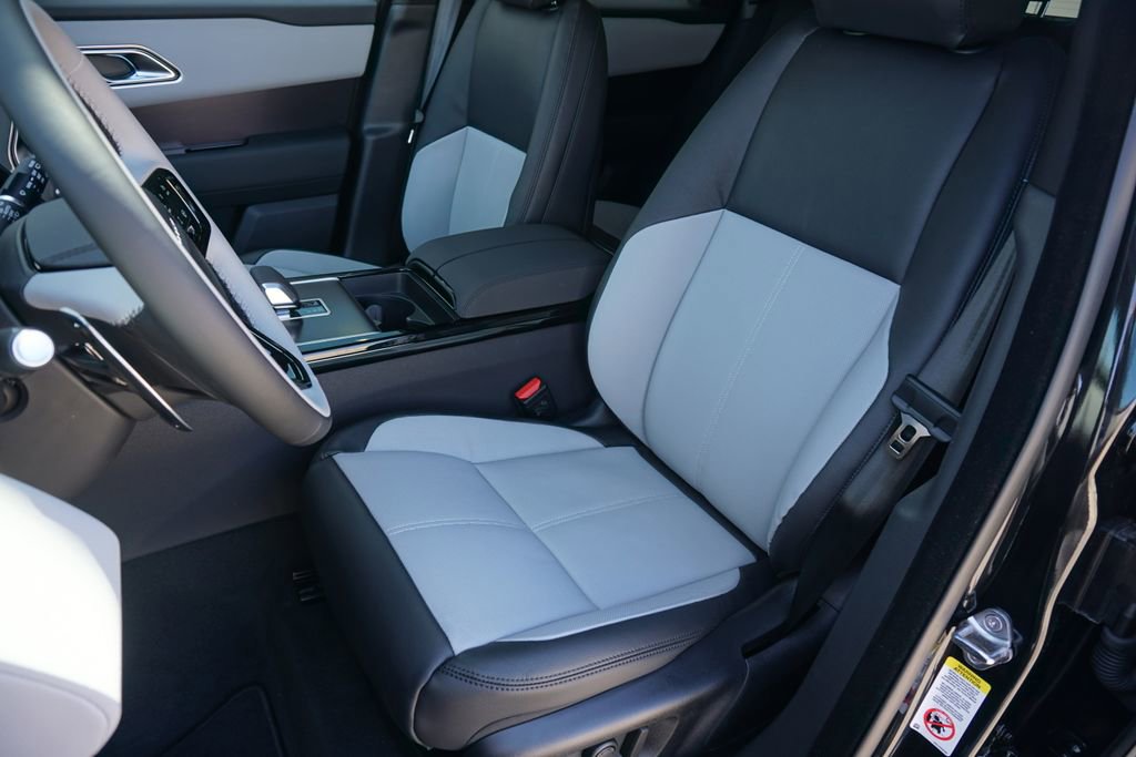 New 2026 Land Rover Range Rover Velar Dynamic SE image 20