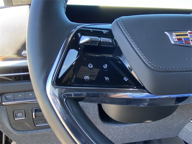 Used 2025 Cadillac Escalade Sport Platinum image 8