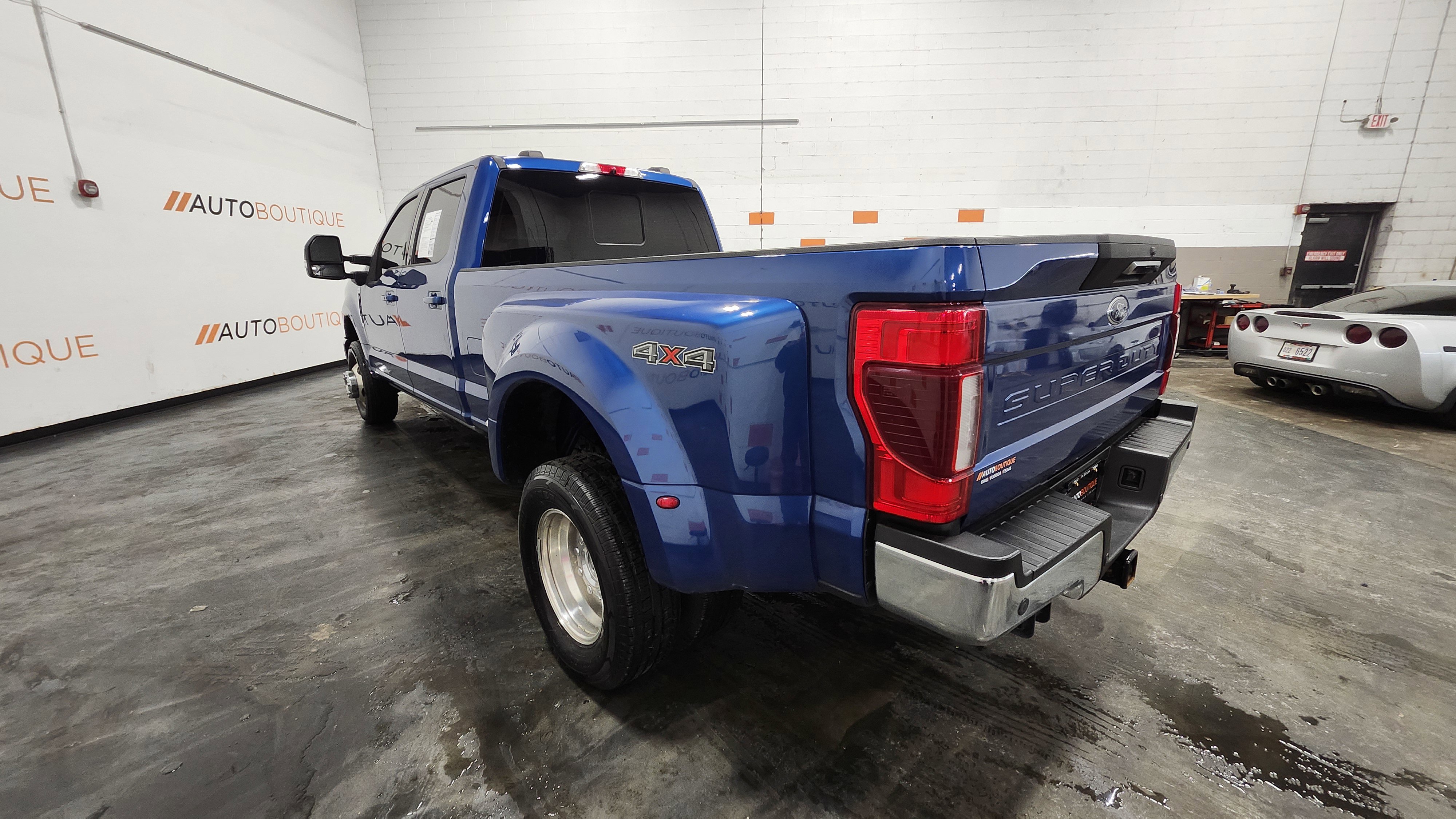 Used 2022 Ford F350 Lariat w/ Lariat Ultimate Package image 15