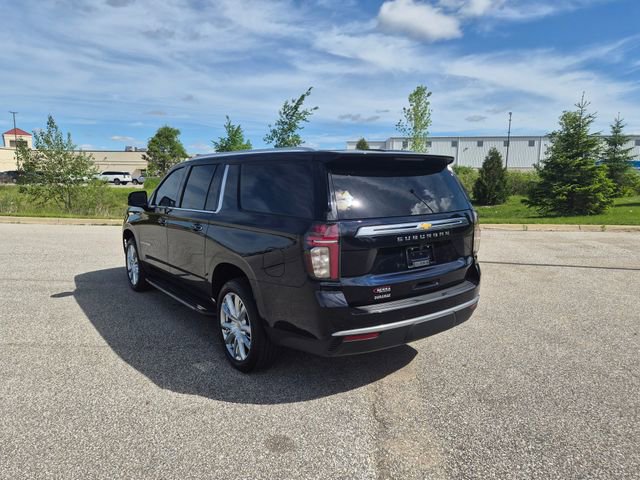 Used 2022 Chevrolet Suburban High Country AWD/4WD image 7