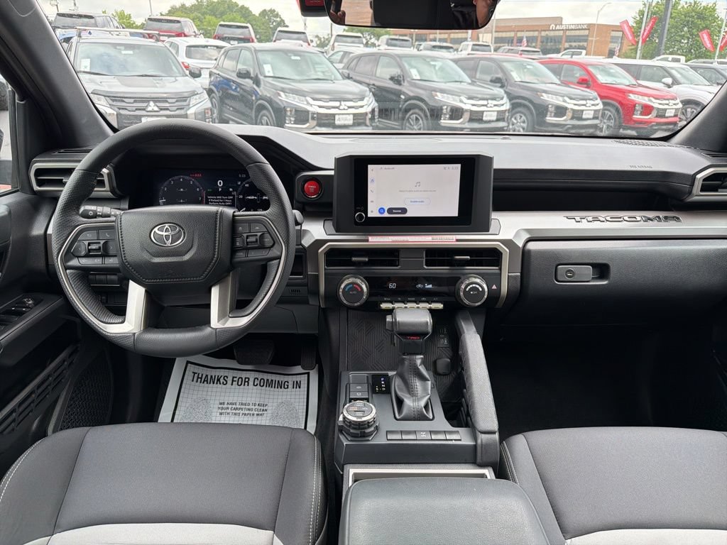 Used 2024 Toyota Tacoma TRD Off-Road AWD/4WD image 33