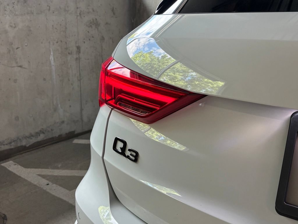 Used 2022 Audi Q3 2.0T Premium Plus w/ Premium Plus Package AWD/4WD image 13