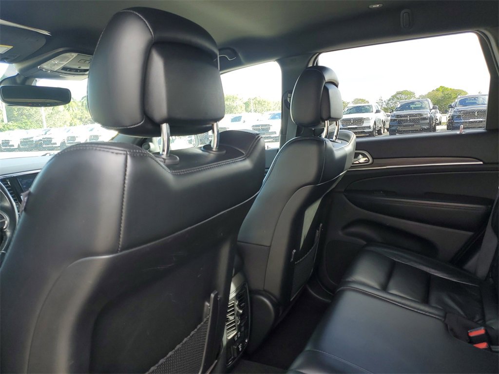 Used 2019 Jeep Grand Cherokee Limited image 11