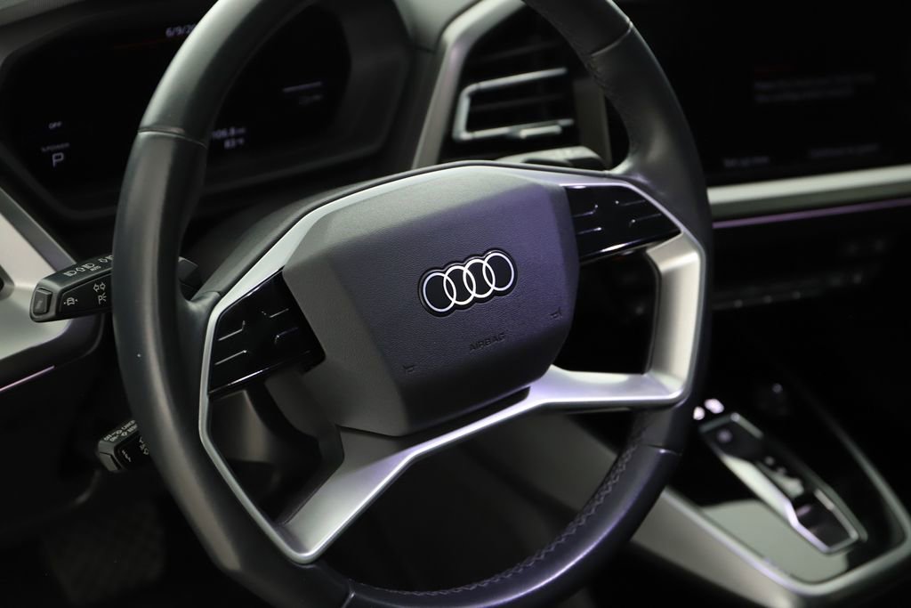 Used 2023 Audi Q4 e-tron Premium Plus w/ Premium Plus RWD image 14