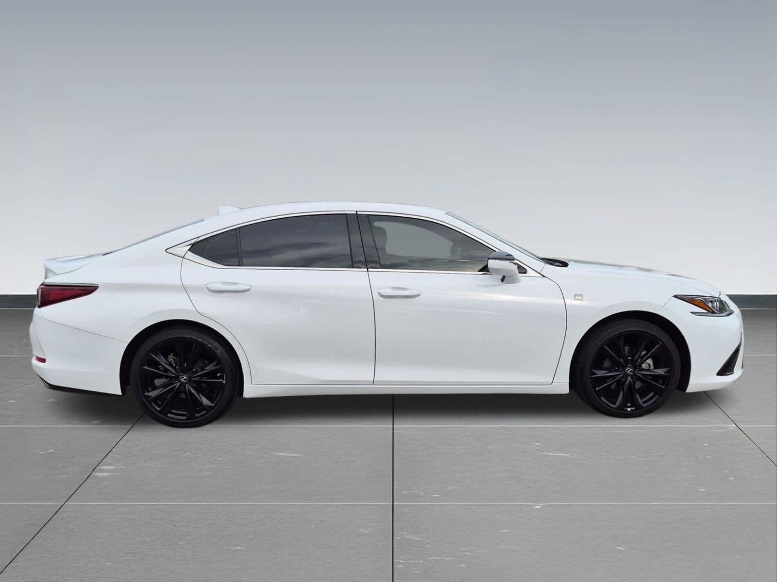 Used 2023 Lexus ES 350 F Sport w/ Accessory Package (Z2) FWD image 7