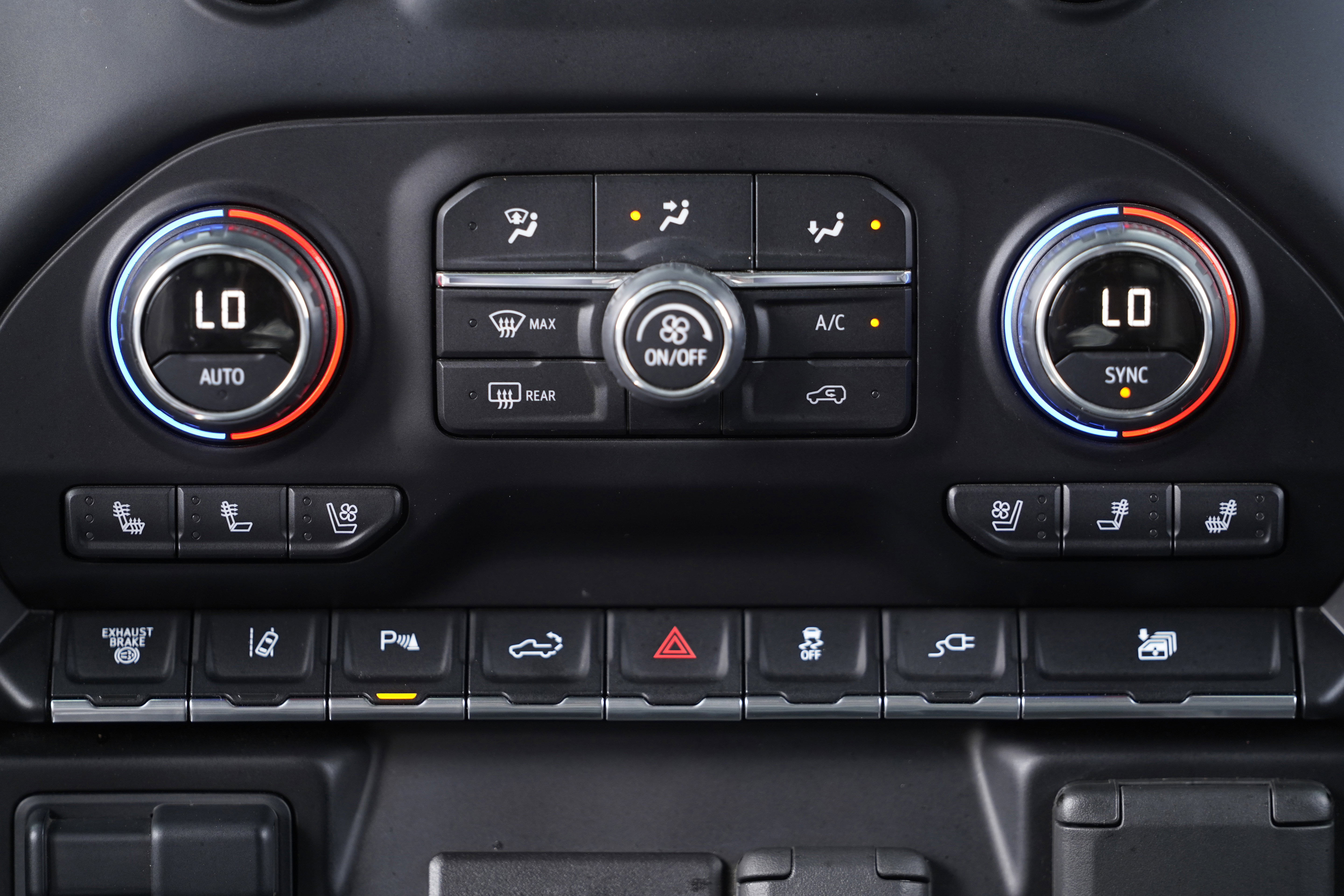 Used 2022 Chevrolet Silverado 2500 LTZ w/ LTZ Plus Package image 29