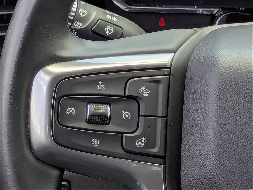 Used 2024 Chevrolet Silverado 1500 LT AWD/4WD image 19