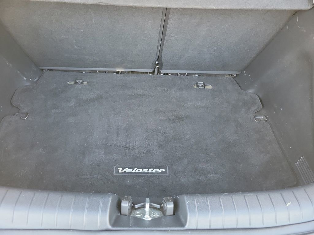 Used 2020 Hyundai Veloster Turbo R-Spec image 13