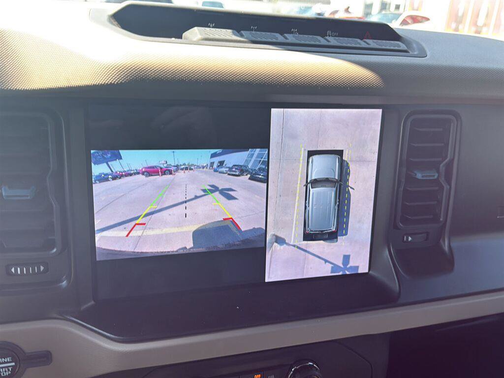 Used 2023 Ford Bronco Wildtrak AWD/4WD image 6