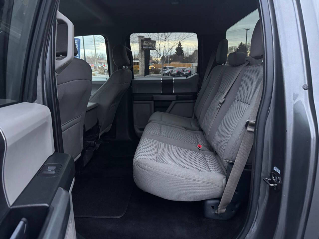 Used 2016 Ford F150 XLT w/ Trailer Tow Package image 28