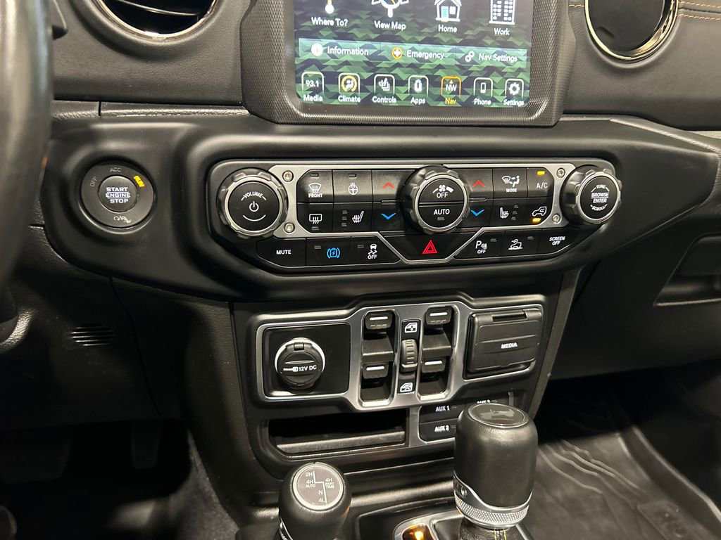 Used 2022 Jeep Wrangler Unlimited Sahara image 24