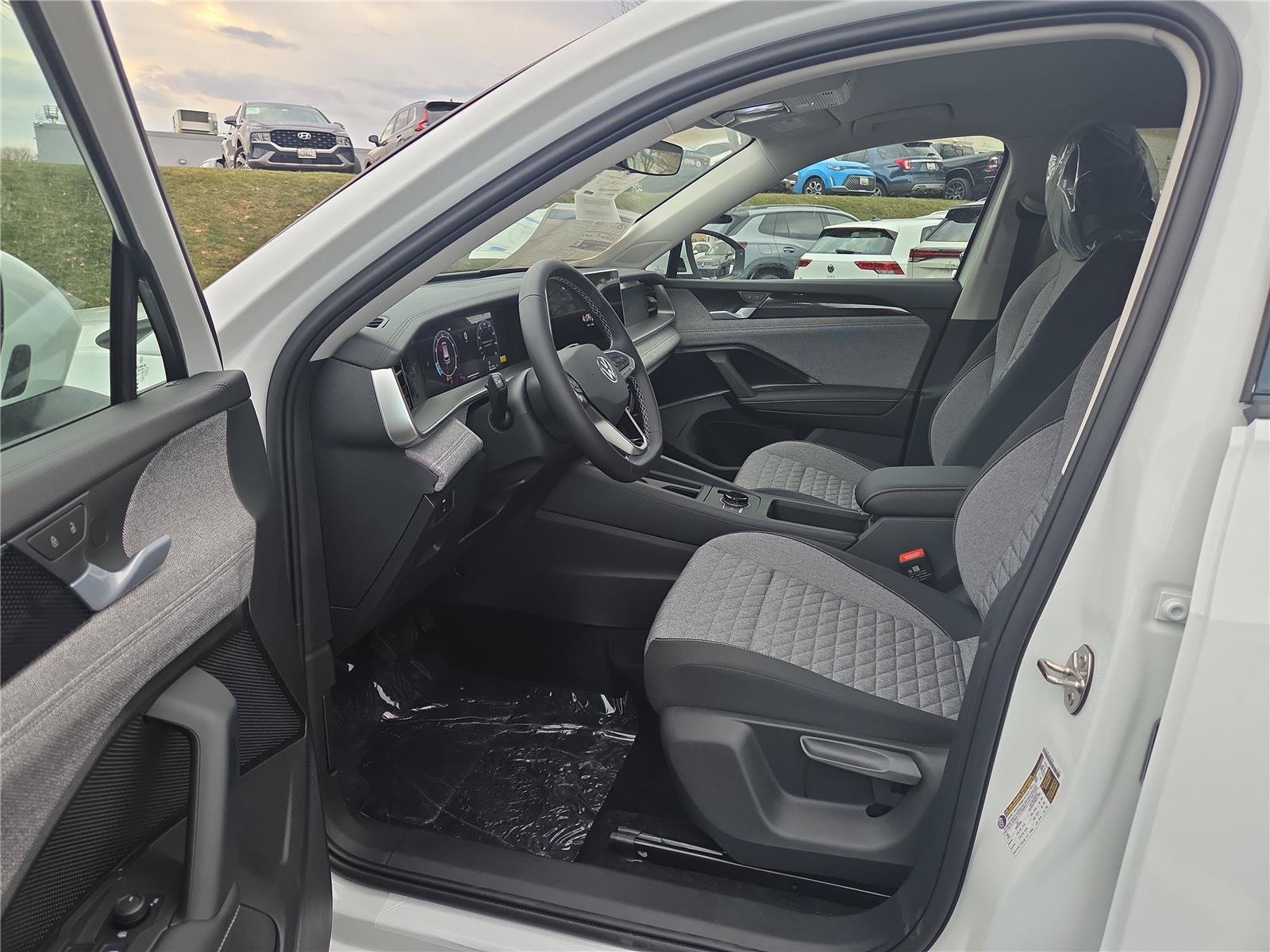 New 2026 Volkswagen Tiguan S AWD/4WD image 14