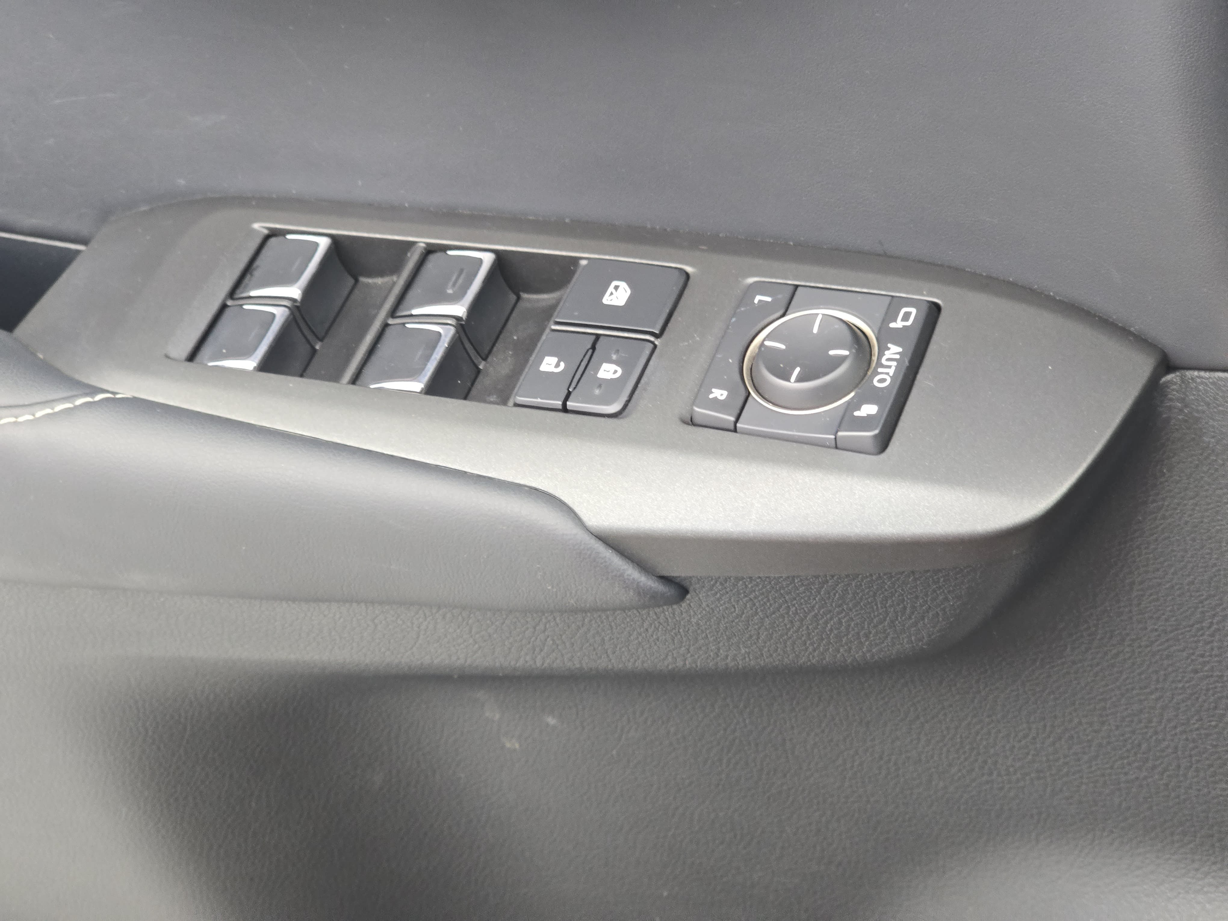 Used 2020 Lexus NX 300 FWD w/ Comfort Package image 28