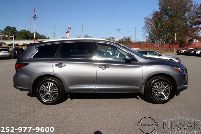 Used 2019 INFINITI QX60 Luxe w/ Essential Package image 4