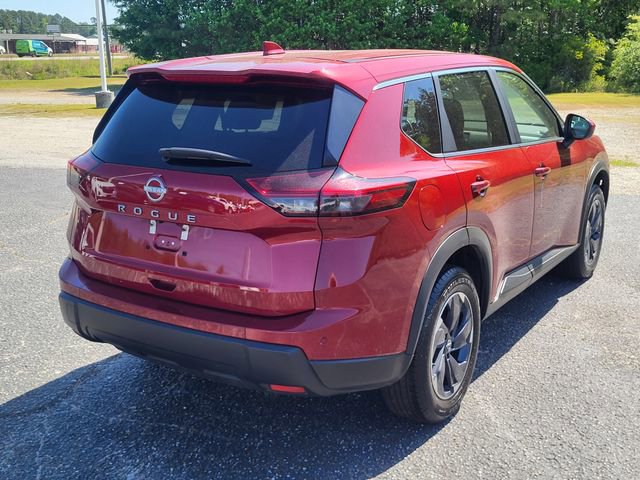 Used 2025 Nissan Rogue SV image 2
