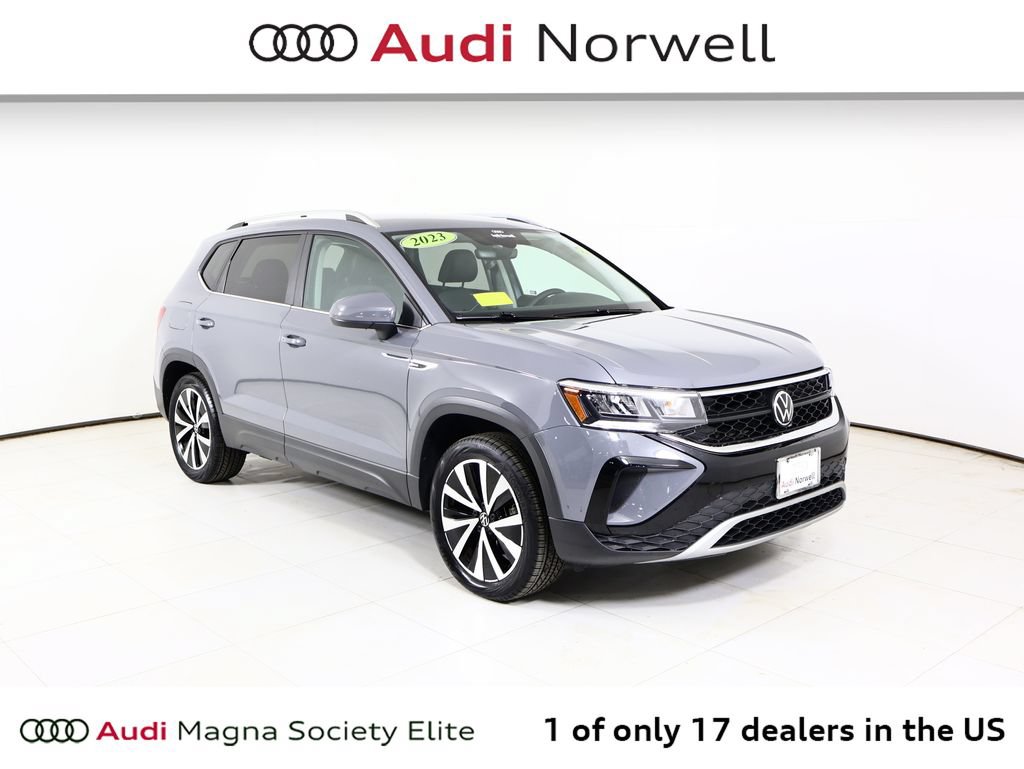 Used 2023 Volkswagen Taos SE AWD/4WD image 1