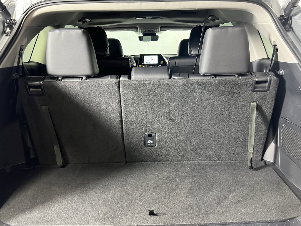 Used 2025 Toyota Highlander XLE image 27