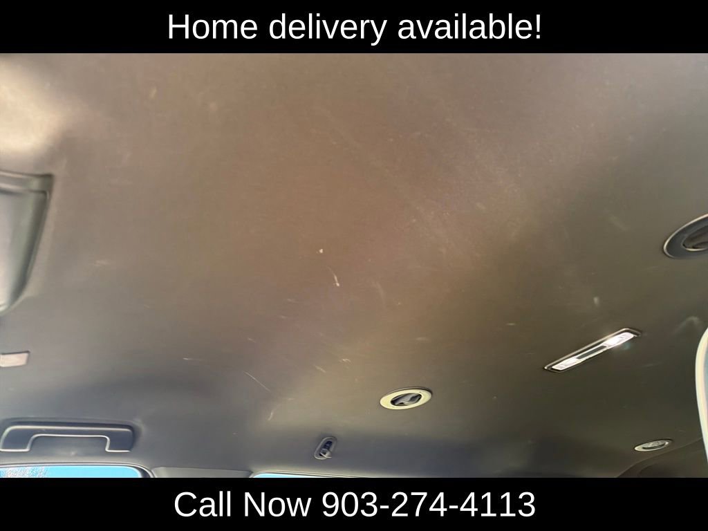 Used 2023 Chevrolet Suburban Premier image 11