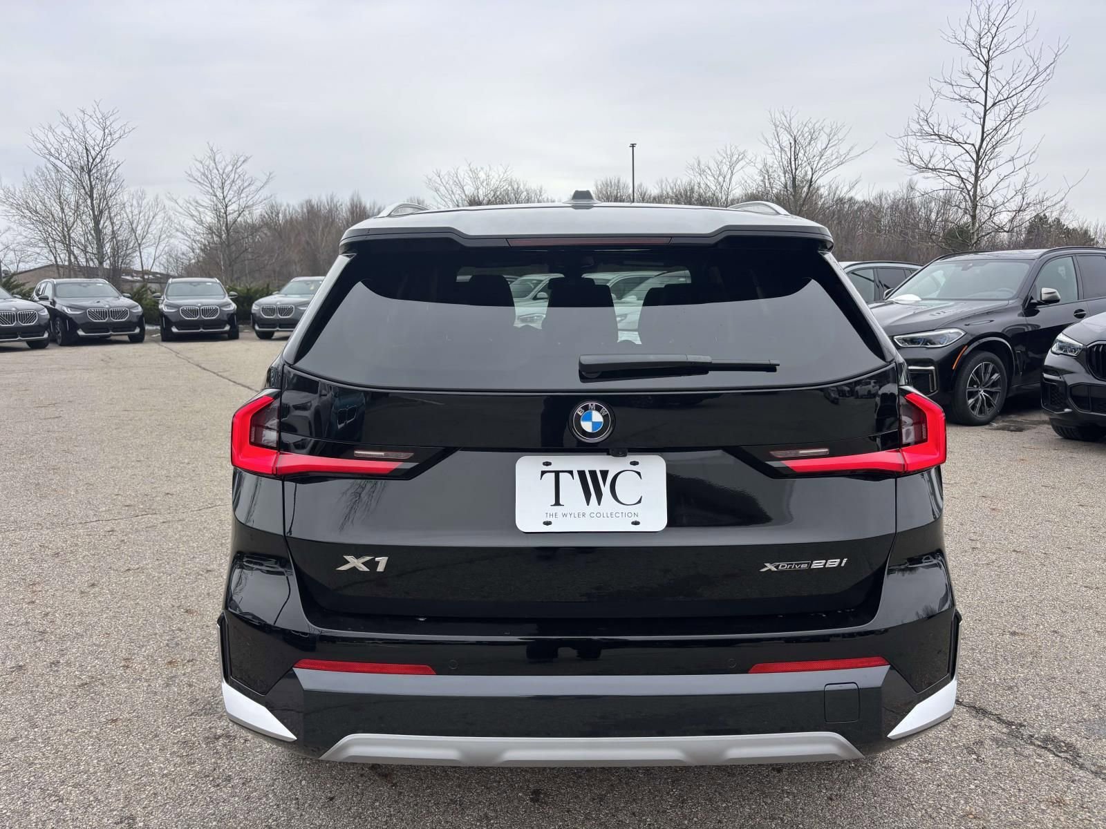 New 2026 BMW X1 xDrive28i w/ Convenience Package AWD/4WD image 6