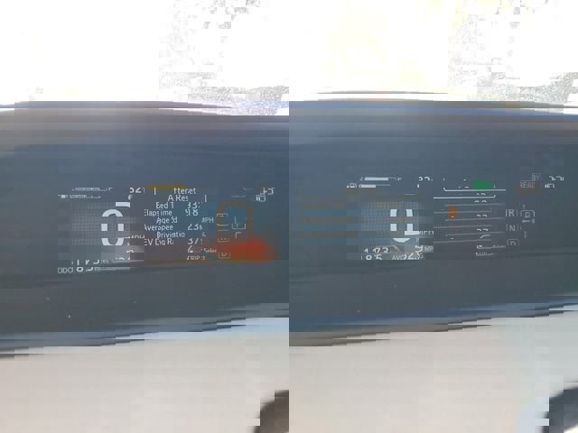 Used 2017 Toyota Prius Four image 24