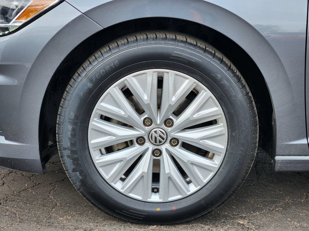 Used 2019 Volkswagen Jetta S w/ Driver Assistance Package FWD image 12