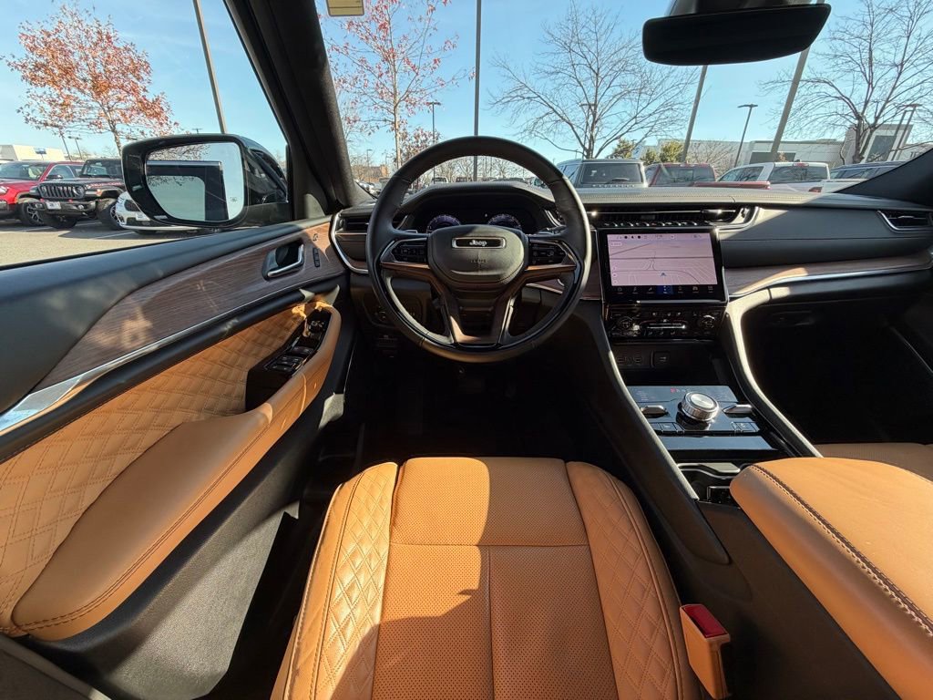 Certified 2024 Jeep Grand Cherokee Summit image 19