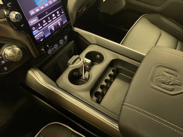 New 2026 RAM 1500 Laramie AWD/4WD image 13