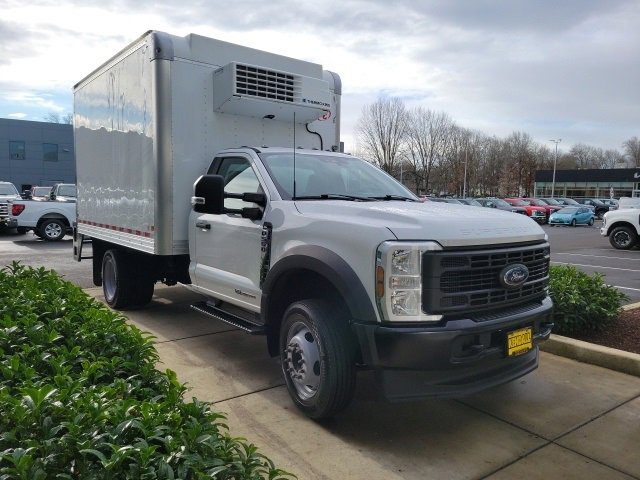 Used 2024 Ford F550 2WD Regular Cab Super Duty image 4
