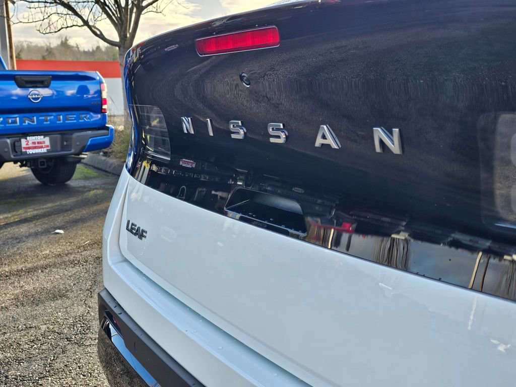 New 2026 Nissan Leaf Platinum+ w/ Cargo Package (Platinum+) image 10