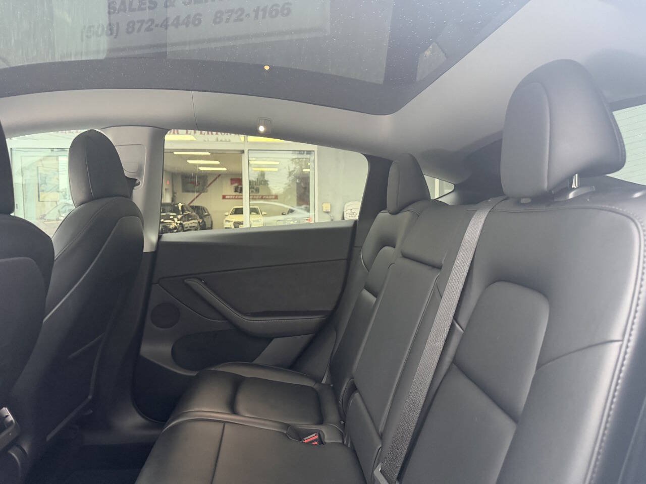 Used 2021 Tesla Model Y Long Range AWD/4WD image 21