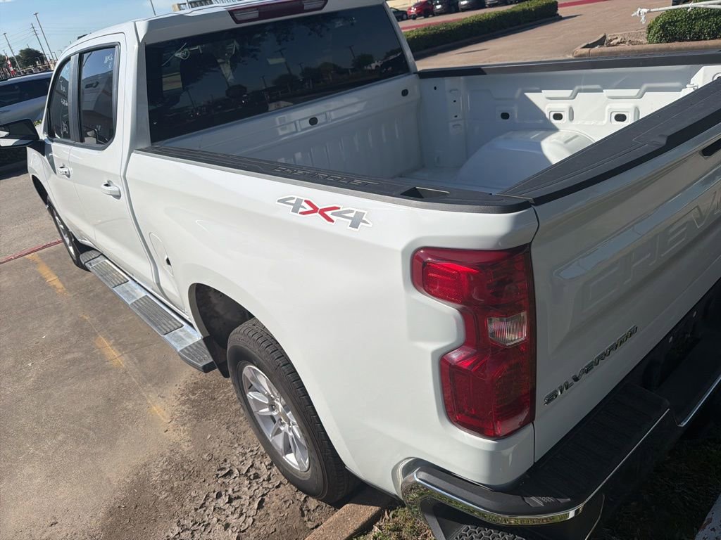 Used 2026 Chevrolet Silverado 1500 LT AWD/4WD image 4
