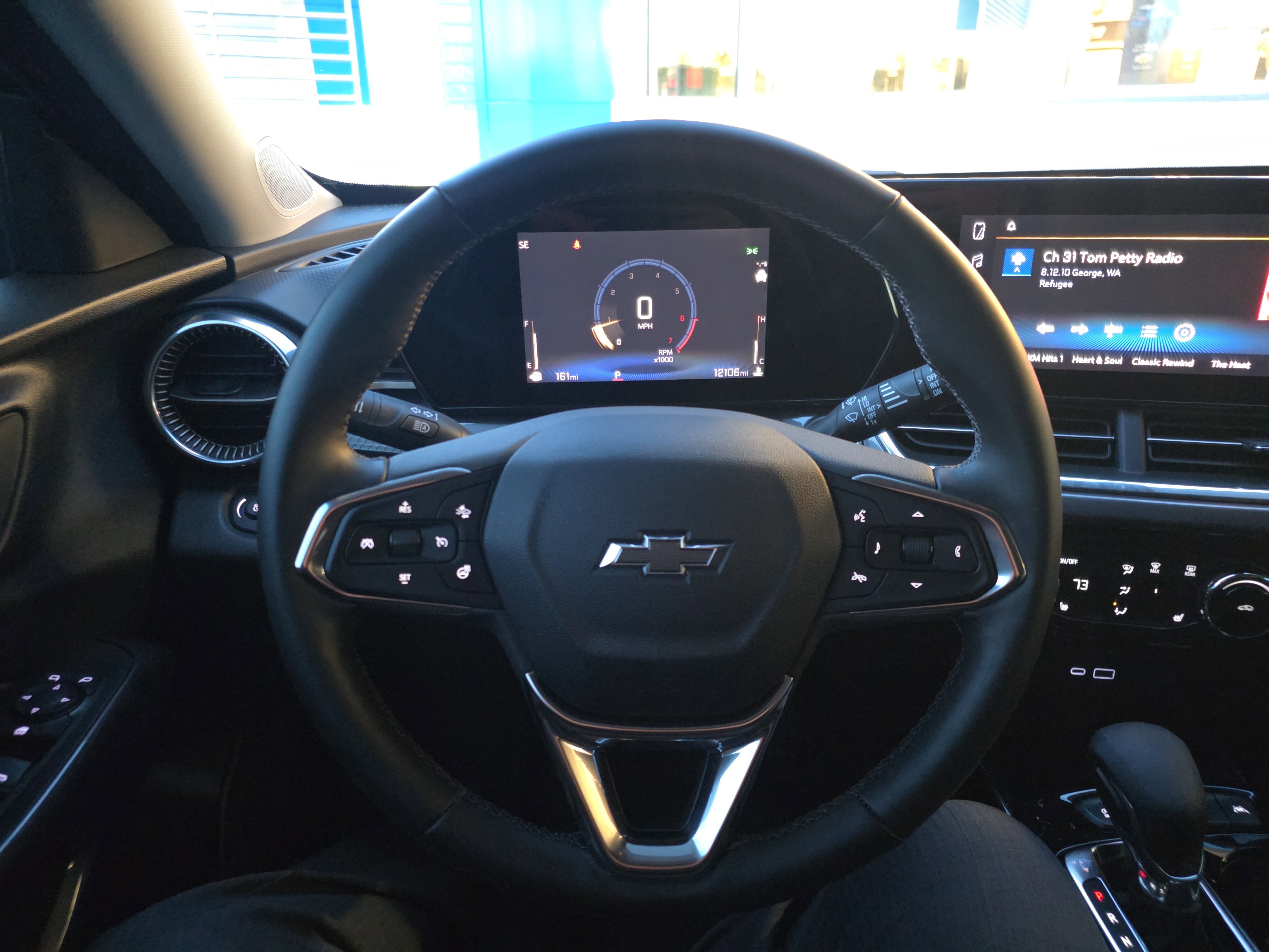 Used 2024 Chevrolet Trax ACTIV w/ Driver Confidence Package image 17