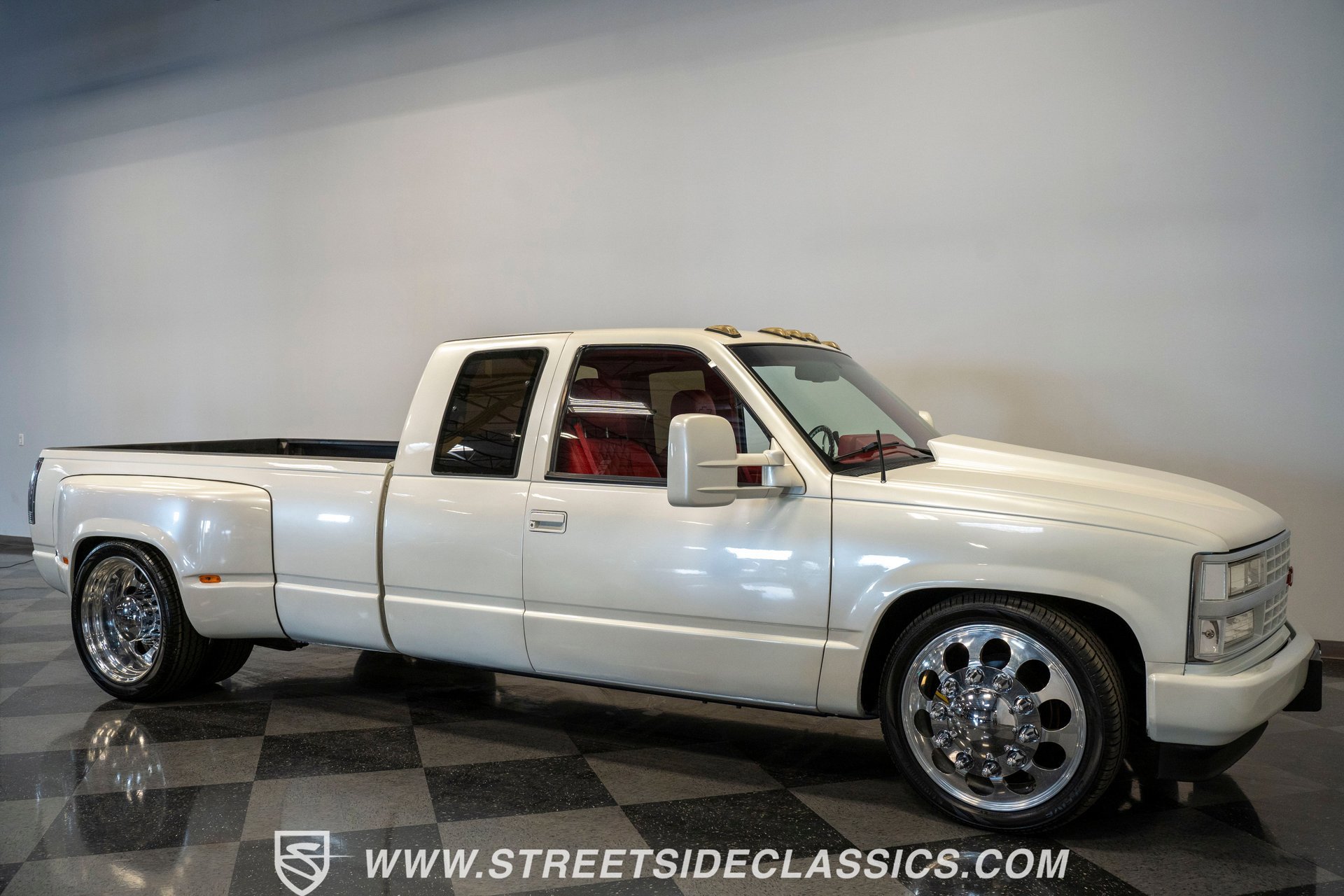 Used 1989 Chevrolet Silverado 3500 2WD Extended Cab image 25
