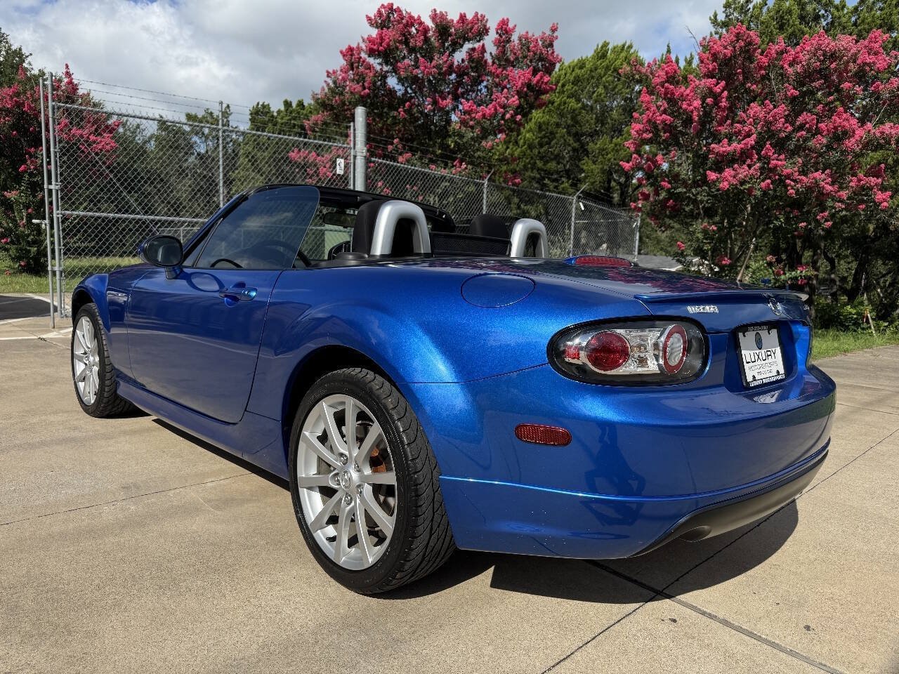 Used 2006 MAZDA MX-5 Miata Sport w/ Appearance Pkg RWD image 6